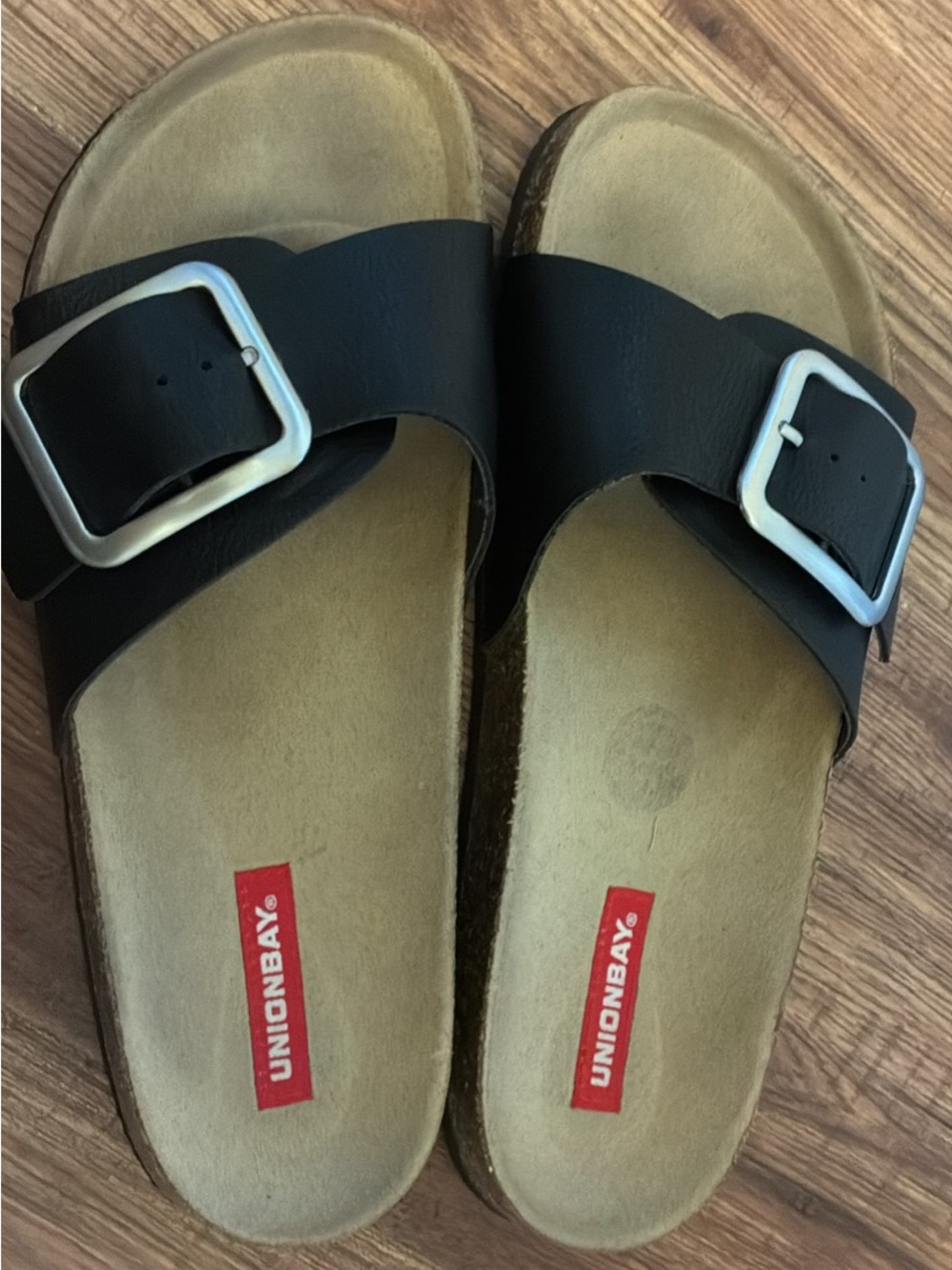 UNIONBAY Black Single Buckle Slide Sandals
